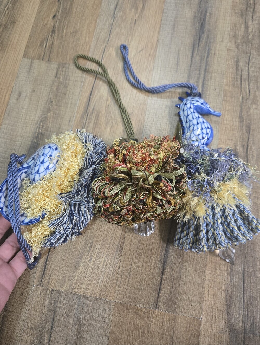 Set Of 3 Ceramic Shell, Seahourse And Bass Tassel Home Decor Handcrafted